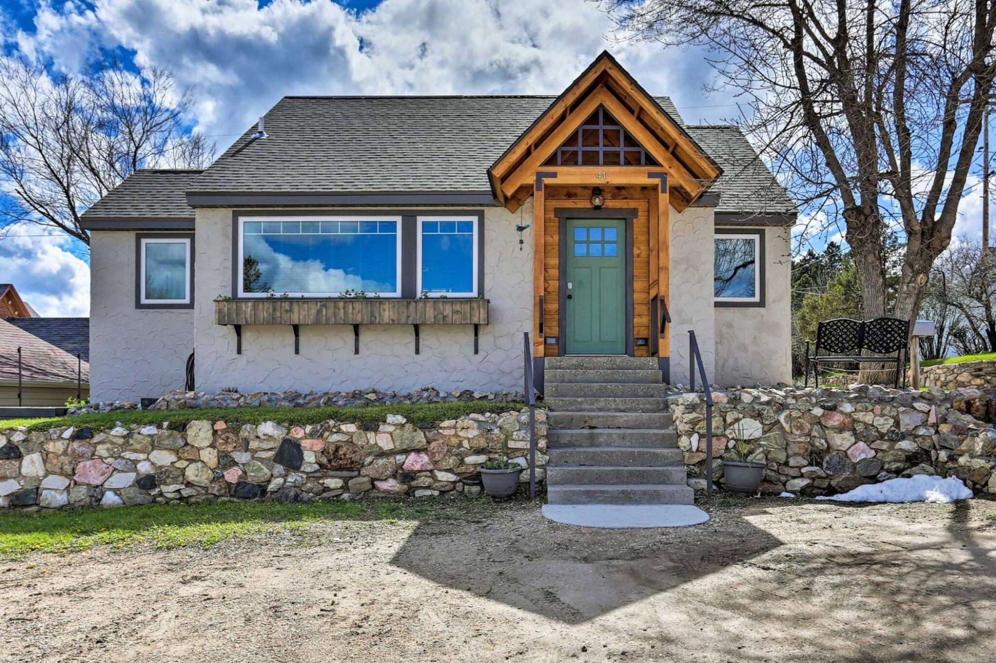 Cozy Custer Cottage W Deck: Walk To Shops Food Extérieur photo
